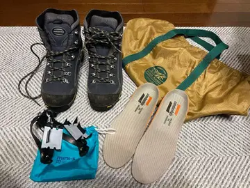 zamberlan 등산화 사이즈 41 미사용 아이젠, 백 포함