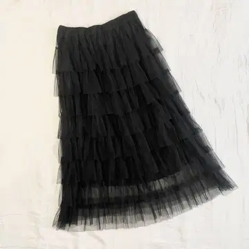 [ 미사용급 ] 튤 볼륨 스커트 3L 넉넉한 블랙 시어