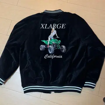 XLARGE (엑스라지) 스카잔 수베니어 자켓 벨로아 블랙