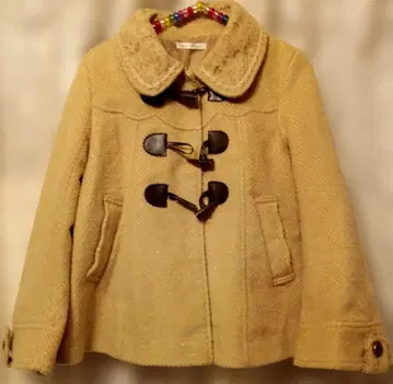 axes femme 베이지 숏 기장 더플 코트