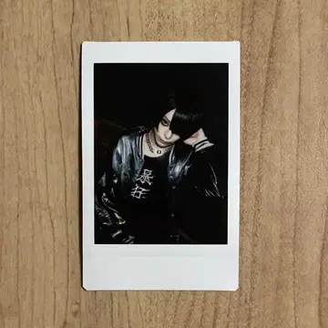 달콤한 폭력 폴라로이드 사키 1