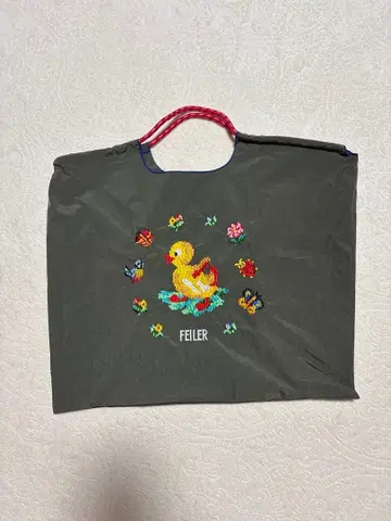 볼&체인 FEILER 콜라보 자수 토트백