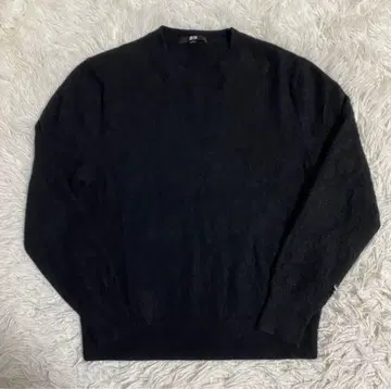 UNIQLO 캐시미어 100% 크루넥 스웨터 블랙 M 사이즈