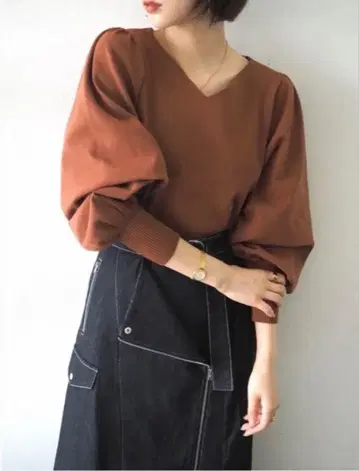 Lumier BIG 슬리브 던보루 니트 V넥 풀오버 브라운