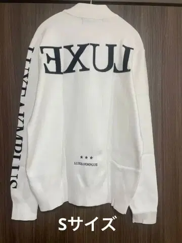 LUXE AMPLUS 화이트 터틀넥 니트