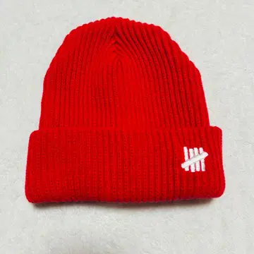 UNDEFEATED 레드 니트 모자 비니