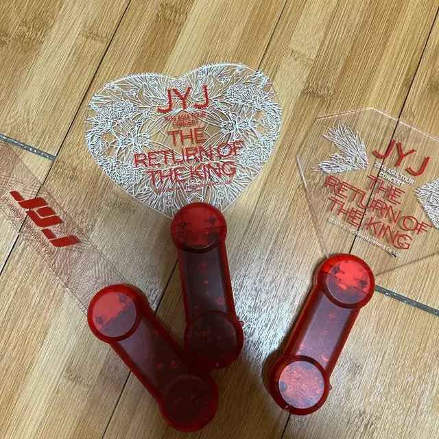 JYJ 2014 콘서트 응원봉