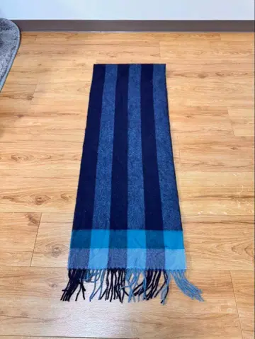 울 100% 네이비 계열 스트라이프 머플러