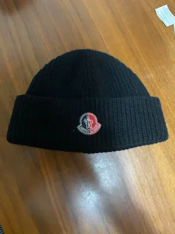 MONCLER 1952 블랙 니트 모자