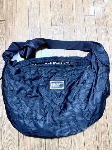 MARC BY MARC JACOBS 숄더백 블랙