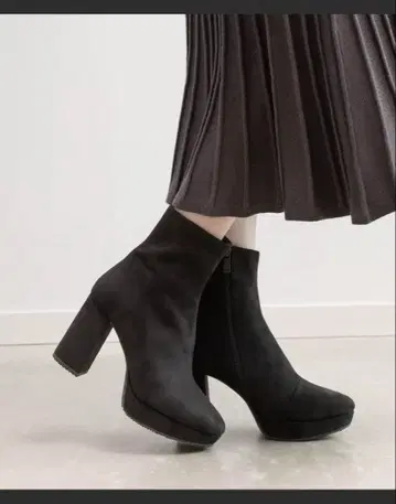RANDA 우천 겸용 청키힐 베이직 숏부츠 L 사이즈