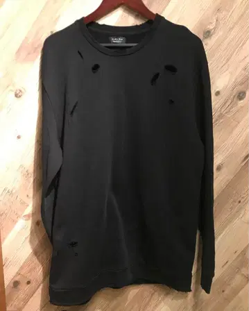 ZARA 자라 블랙 데미지 맨투맨 XL