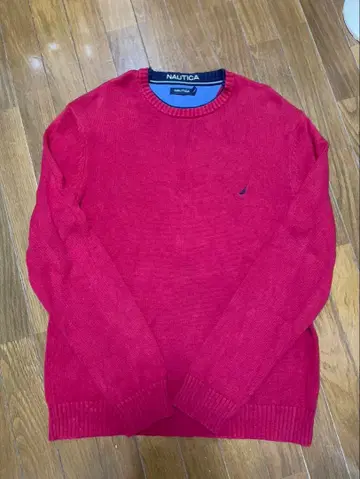 Nautica 빨간색 크루넥 스웨터