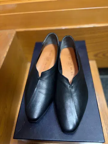 Cava cava 블랙 천연 가죽 펌프스