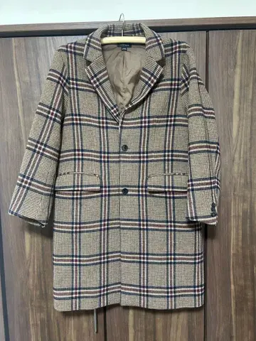 CONFIRM 체스터 코트 M 사이즈 베이지 체크 무늬