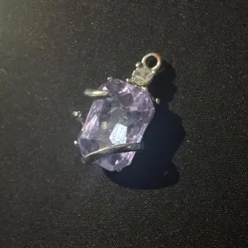 보라색 보석형 참