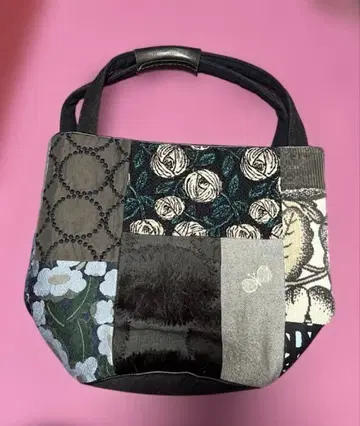 미나 페르호넨 버킷백 토트