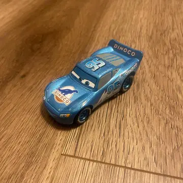 토미카 카즈 맥퀸 메탈릭 다이나코 타입