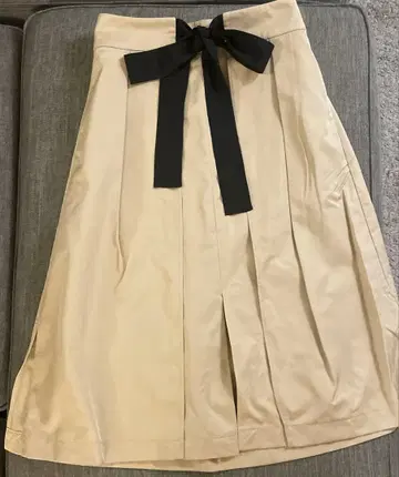 ZARA 디자인 스커트