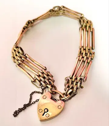 하트형 영국 앤티크 레어 블레스