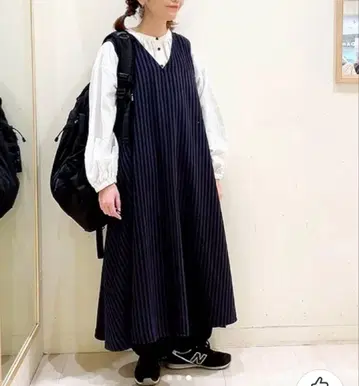 새상품 사만사 모스모스 전후 착용 A라인 오버롤 스커트 차콜