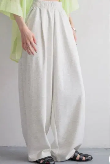 로리즈팜 컷 이지 코쿤 팬츠 2 택 포함 미사용 새상품 M 사이즈