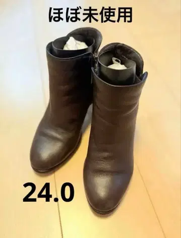 [이번 시즌 신상] 스타카토 숏부츠 브라운 컬러 24.0