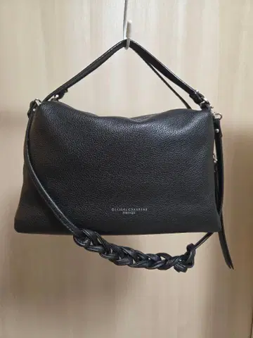 블랙 가죽 숄더백