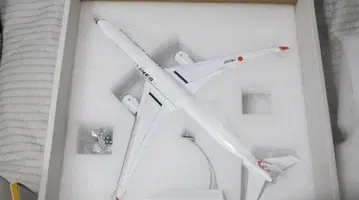 JC Wings 1:200 JAL 일본항공 A350-1000 JA01WJ