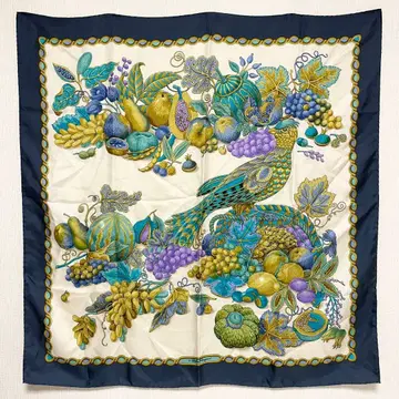 Salvatore Ferragamo 페라가모 스카프 후르츠 새 실크