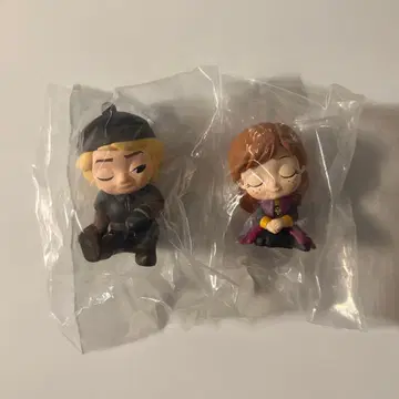 어깨 쿵 겨울왕국 안나 크리스토프