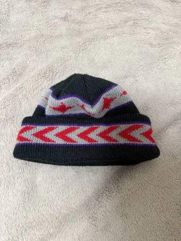 구김 별무늬 니트 모자