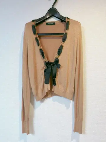 리본 포함 베이지 긴팔 가디건