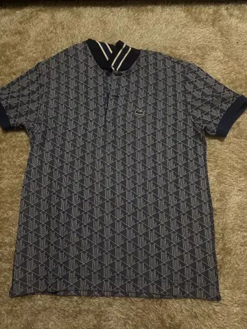 Lacoste 네이비 기하학 패턴 피케 셔츠