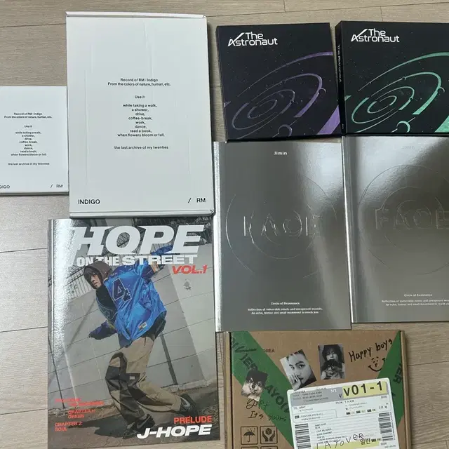 방탄 솔로 개봉앨범 남준 석진 호석 지민 태형