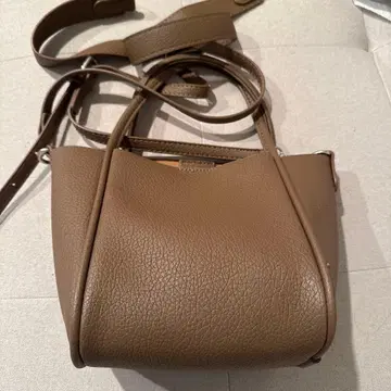 브라운 가죽 숄더백
