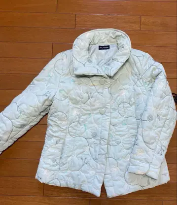 새상품급 퀼팅 자켓 아우터 플라워 자수