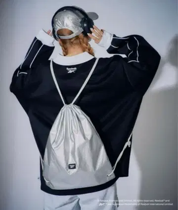 리복 냅색 백팩 실버