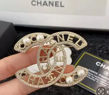 S-8 새상품급 패션 로치