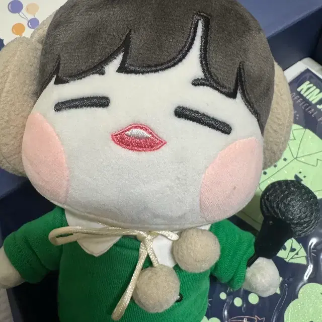 워너원 앨범 윤지성 김재환 앨범, 굿즈, 인형, 슬로건 처분