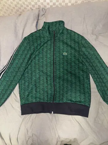 LACOSTE 트랙 자켓 M 사이즈 완판템 컨디션 최상