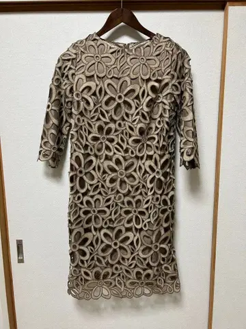 Ranan 꽃무늬 자수 7부 소매 원피스 M 사이즈