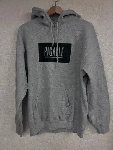 PIGALLE 그레이 후드 부착 맨투맨 M