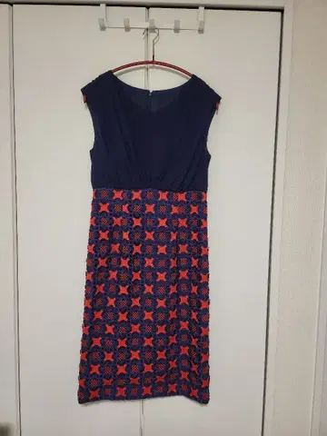 Diagram 그레이스 콘티넨탈 원피스 네이비 레드