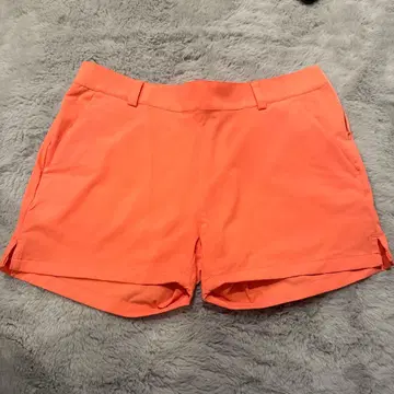 TaylorMade 오렌지 숏팬츠 M 사이즈 골프