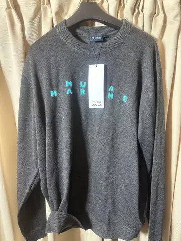 [ 택 포함 미사용품 ] muta 무타 샤기 로고 크루넥 스웨터