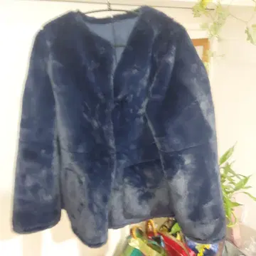 새상품급 이탈리아제 네이비 퍼 자켓