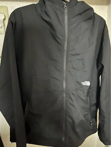 THE NORTH FACE 윈드브레이커 자켓