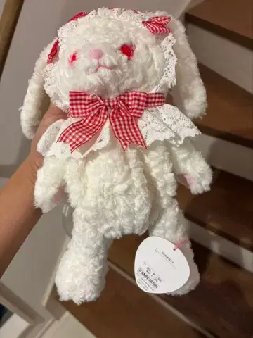 BABY 오프화이트 x 크림슨 깅엄 체크 리본 우사쿠먀 미니백