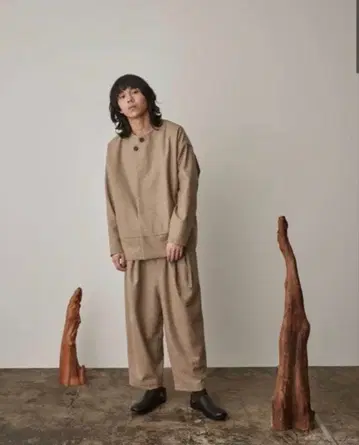 지롱 라무 스텝 프론트 BL 지롱 라무 턱 와이드 PT